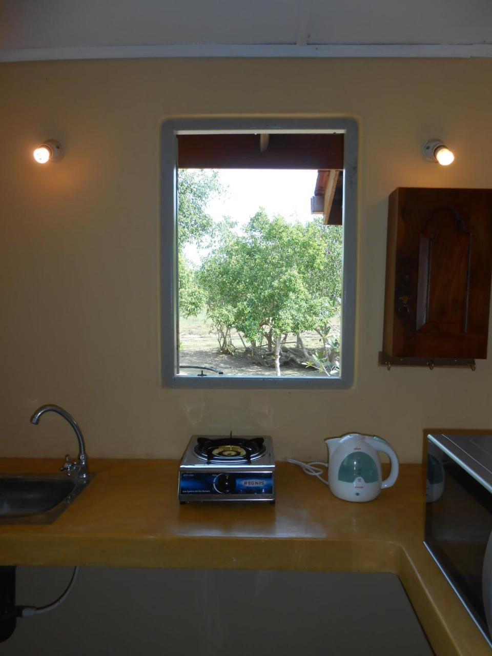 Taragala Chalets Kalametiya Ngoại thất bức ảnh