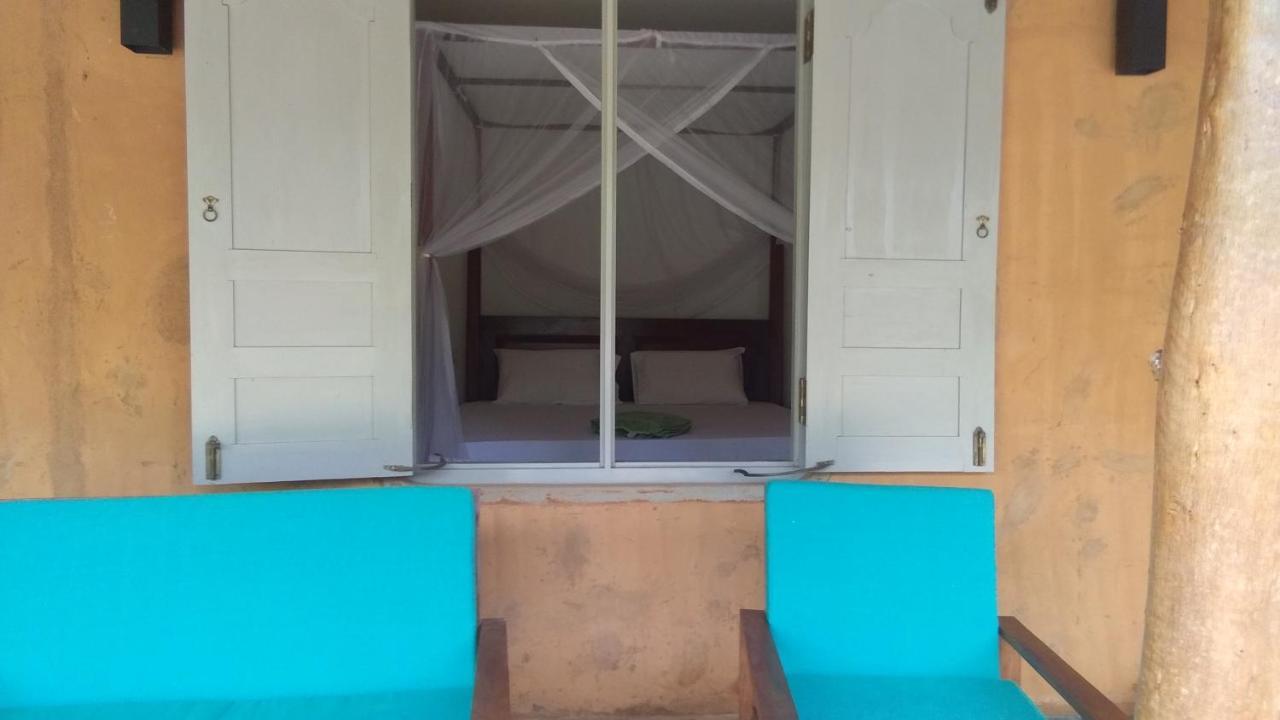 Taragala Chalets Kalametiya Ngoại thất bức ảnh